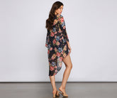 Kimono en mousseline de soie à fleurs au style sans effort